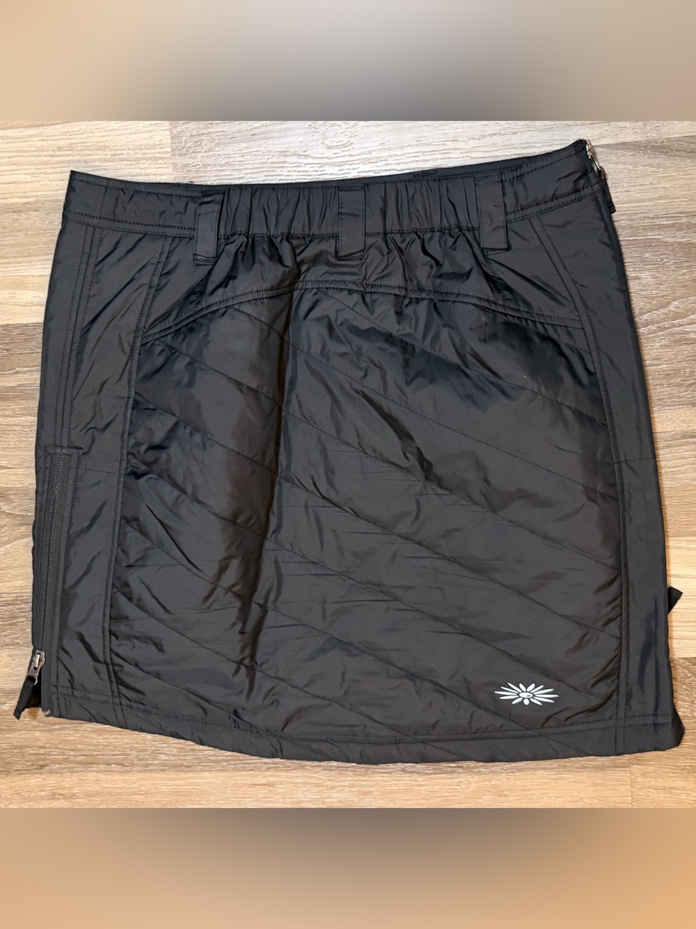 SKHOOP Sandy Short Skirt